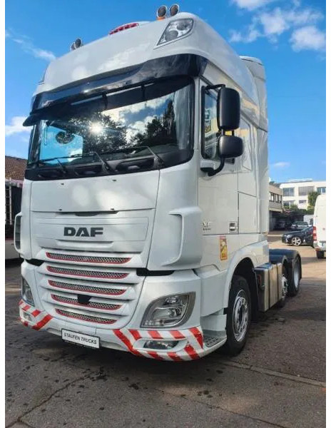 DAF XF 106.510 FT 6x2/4 SSC 3-Achser MEGA E6 - Tegljač: slika 1 DAF XF 106.510 FT 6x2/4 SSC 3-Achser MEGA E6 - Tegljač: slika 1