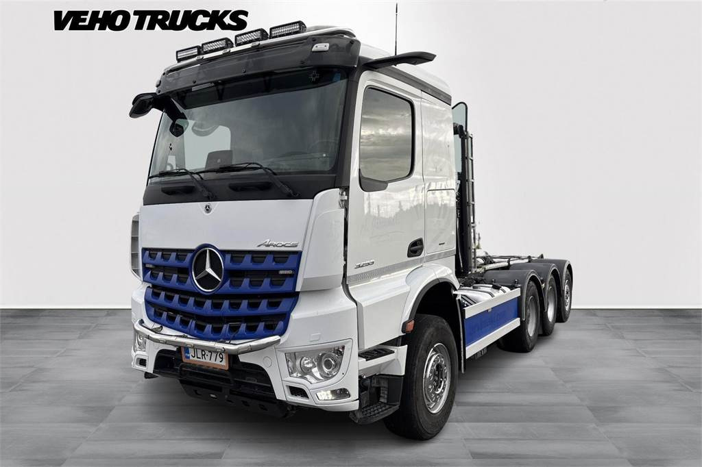 Mercedes-Benz Arocs 3253 8x4 koukkulaite - Kamion sa hidrauličnom kukom: slika 1 Mercedes-Benz Arocs 3253 8x4 koukkulaite - Kamion sa hidrauličnom kukom: slika 1