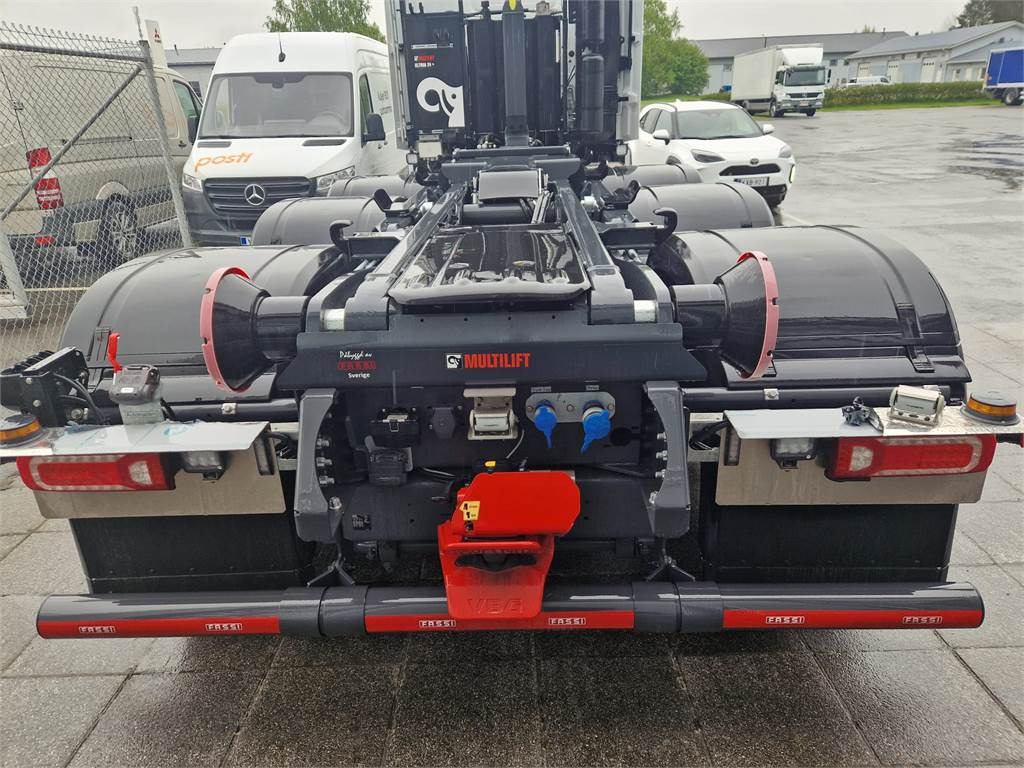 Mercedes-Benz Arocs 5 3253 8x4 L NLA MULTILIFT 24SL 5800 - Kamion sa hidrauličnom kukom: slika 2 Mercedes-Benz Arocs 5 3253 8x4 L NLA MULTILIFT 24SL 5800 - Kamion sa hidrauličnom kukom: slika 2