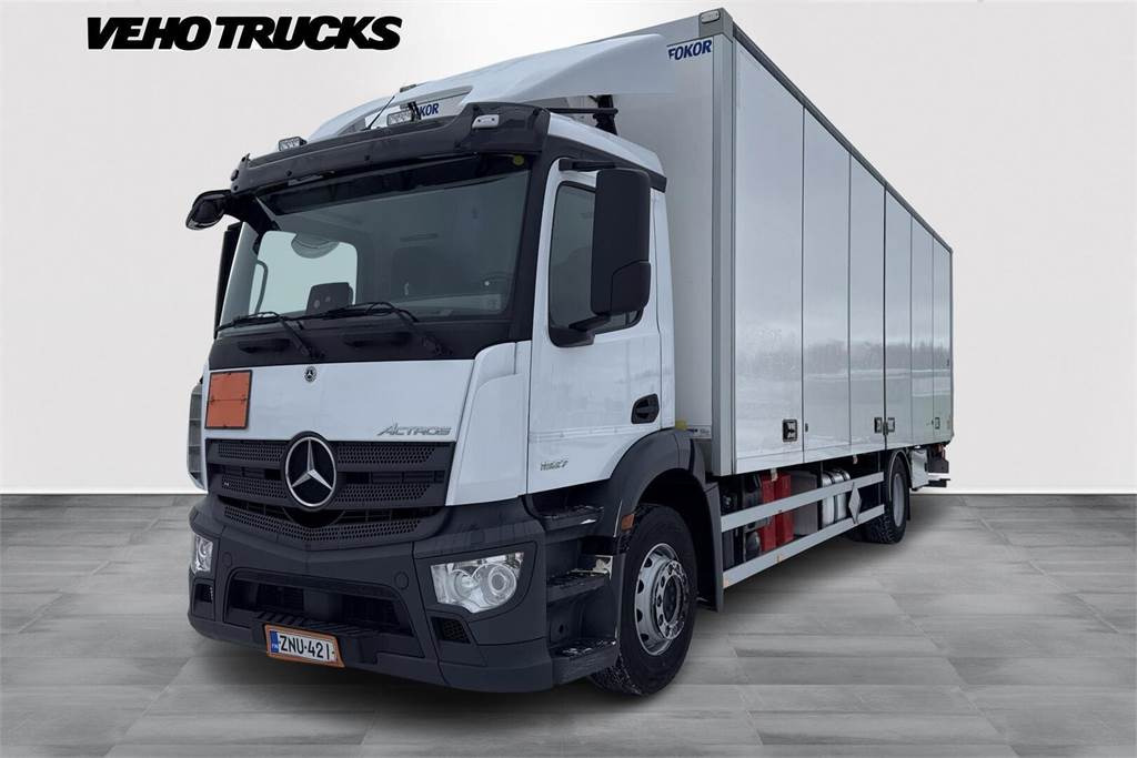 Mercedes-Benz ACTROS 1827 5 Ksa-kori - Tegljač: slika 1 Mercedes-Benz ACTROS 1827 5 Ksa-kori - Tegljač: slika 1