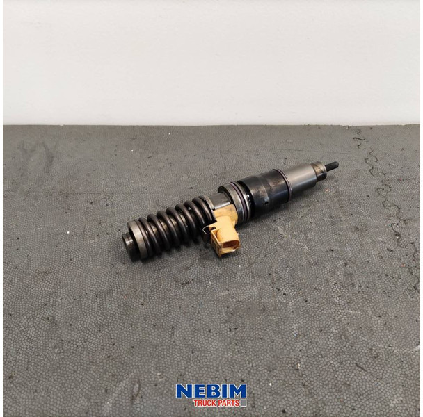 Volvo Volvo - 20747797 - Inspuit unit / injector - Rezervni deo: slika 2 Volvo Volvo - 20747797 - Inspuit unit / injector - Rezervni deo: slika 2