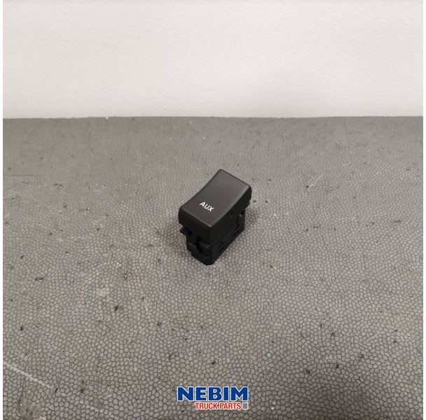 Volvo Volvo - 24296132 - Schakelaar AUX - Rezervni deo za Kamion: slika 1 Volvo Volvo - 24296132 - Schakelaar AUX - Rezervni deo za Kamion: slika 1