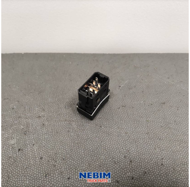 Volvo Volvo - 24296132 - Schakelaar AUX - Rezervni deo za Kamion: slika 2 Volvo Volvo - 24296132 - Schakelaar AUX - Rezervni deo za Kamion: slika 2