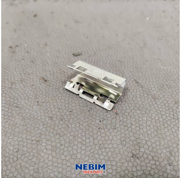 Volvo Volvo - 82628138 - Houder sideskirt extension - Rezervni deo: slika 1 Volvo Volvo - 82628138 - Houder sideskirt extension - Rezervni deo: slika 1