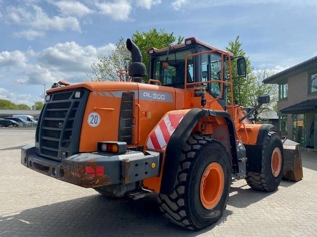 Doosan DL 300-3 (12005349) - Utovarivač točkaš: slika 5 Doosan DL 300-3 (12005349) - Utovarivač točkaš: slika 5
