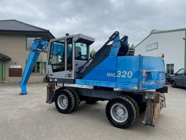 Fuchs MHL 320 (12005437) - Bager za obradu otpada/ Industrije: slika 2 Fuchs MHL 320 (12005437) - Bager za obradu otpada/ Industrije: slika 2