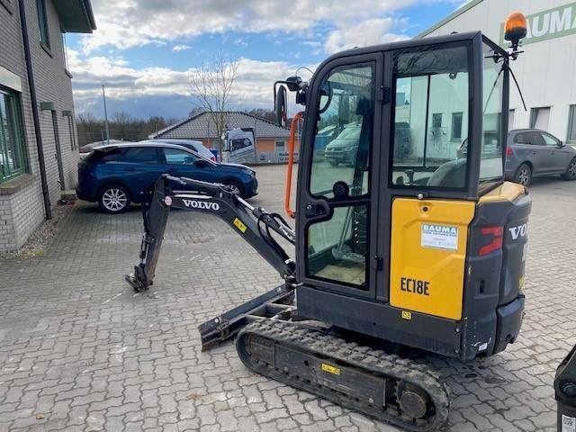 Volvo EC 18 E MIETE / RENTAL (12001761) - Mini bager: slika 2 Volvo EC 18 E MIETE / RENTAL (12001761) - Mini bager: slika 2