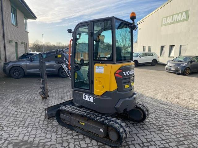 Volvo ECR 25 D MIETE / RENTAL (12001505) - Mini bager: slika 3 Volvo ECR 25 D MIETE / RENTAL (12001505) - Mini bager: slika 3