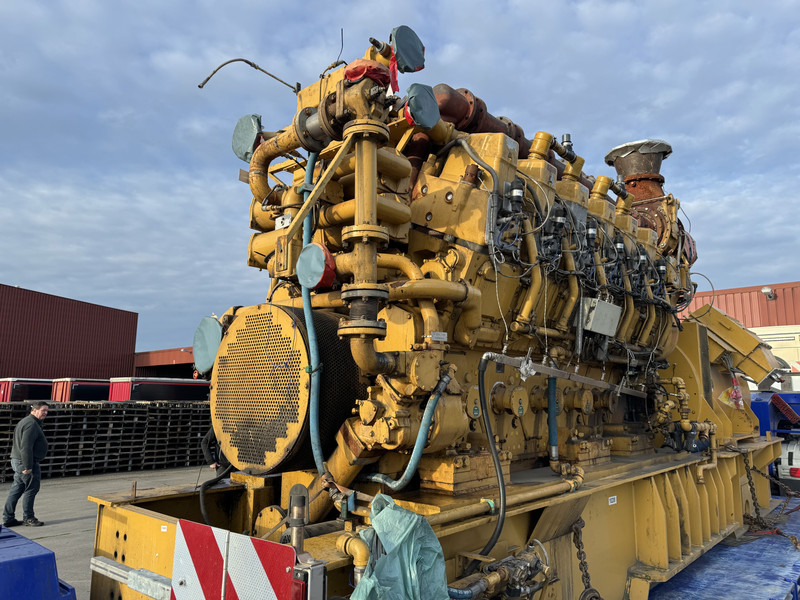 Caterpillar G3612 GAS GENERATOR 3256KVA 1YG-1303523 USED - Set generatora: slika 3 Caterpillar G3612 GAS GENERATOR 3256KVA 1YG-1303523 USED - Set generatora: slika 3
