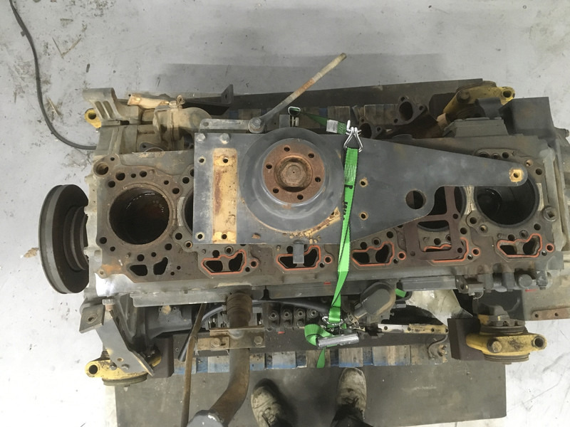 Komatsu S6D125E-2 USED - Građevinska mašina: slika 5 Komatsu S6D125E-2 USED - Građevinska mašina: slika 5