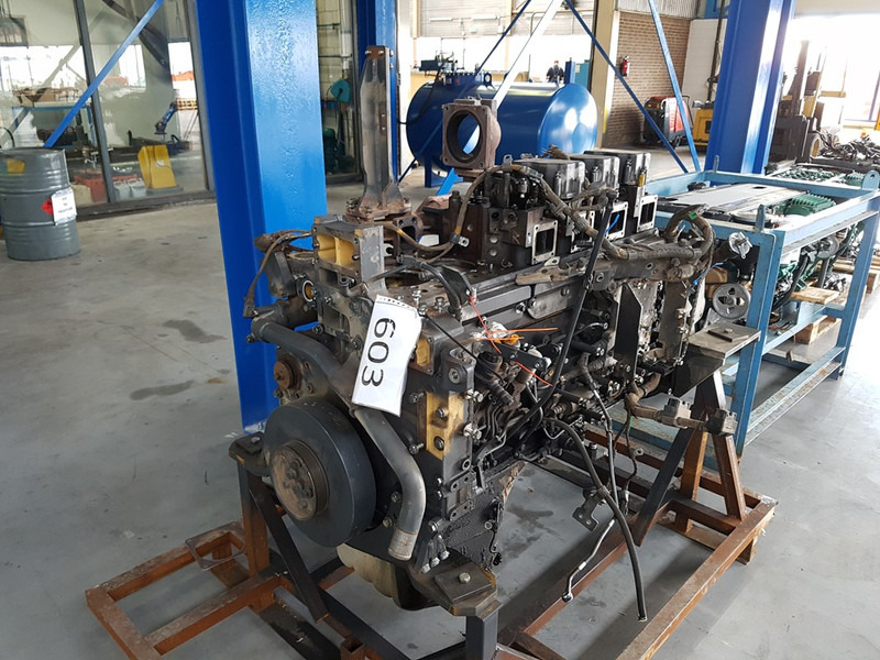 Komatsu SAA6D140E-6 FOR PARTS - Građevinska mašina: slika 4 Komatsu SAA6D140E-6 FOR PARTS - Građevinska mašina: slika 4
