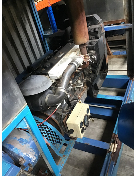 Perkins 1006-6 POMP 800 BAR USED - Pumpa za vodu: slika 2 Perkins 1006-6 POMP 800 BAR USED - Pumpa za vodu: slika 2