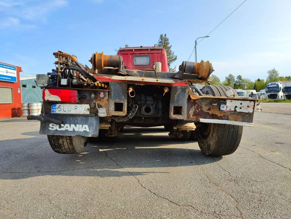 Kamion sa golom šasijom i zatvorenom kabinom DAMAGED Scania R 730: slika 9