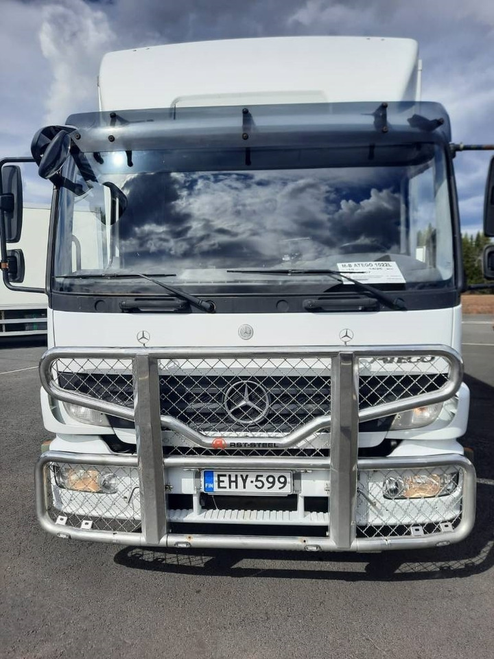 Mercedes-Benz Atego 1022 - Kamion sa zatvorenim sandukom: slika 3 Mercedes-Benz Atego 1022 - Kamion sa zatvorenim sandukom: slika 3