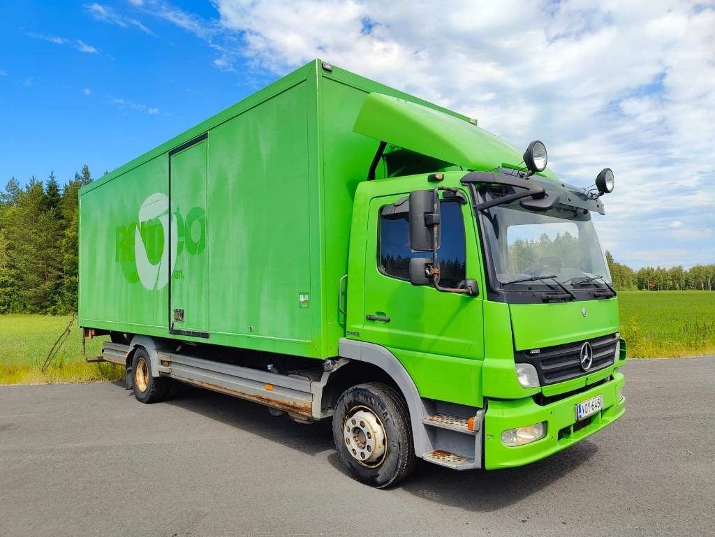 Mercedes-Benz Atego 1224 - Kamion sa zatvorenim sandukom: slika 2 Mercedes-Benz Atego 1224 - Kamion sa zatvorenim sandukom: slika 2