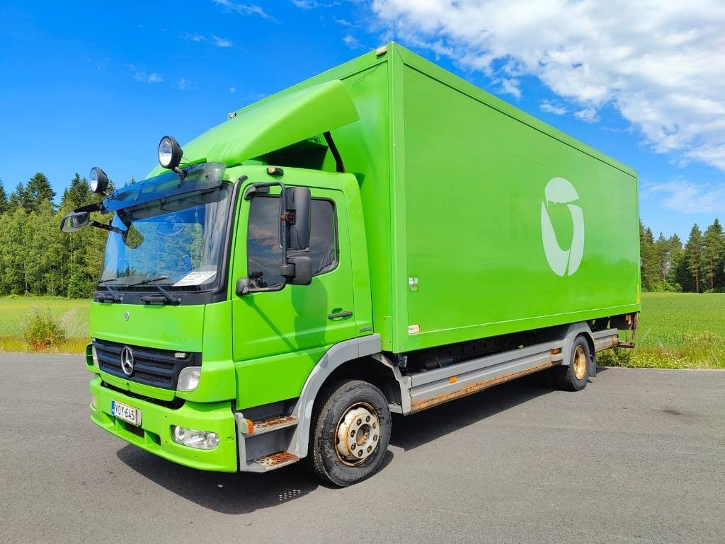 Mercedes-Benz Atego 1224 - Kamion sa zatvorenim sandukom: slika 1 Mercedes-Benz Atego 1224 - Kamion sa zatvorenim sandukom: slika 1