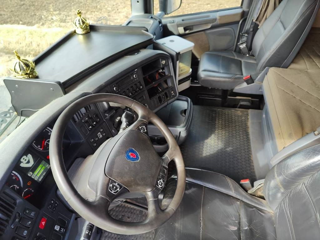 Kamion sa zatvorenim sandukom Scania R 500 8x2 4700: slika 14 Kamion sa zatvorenim sandukom Scania R 500 8x2 4700: slika 14
