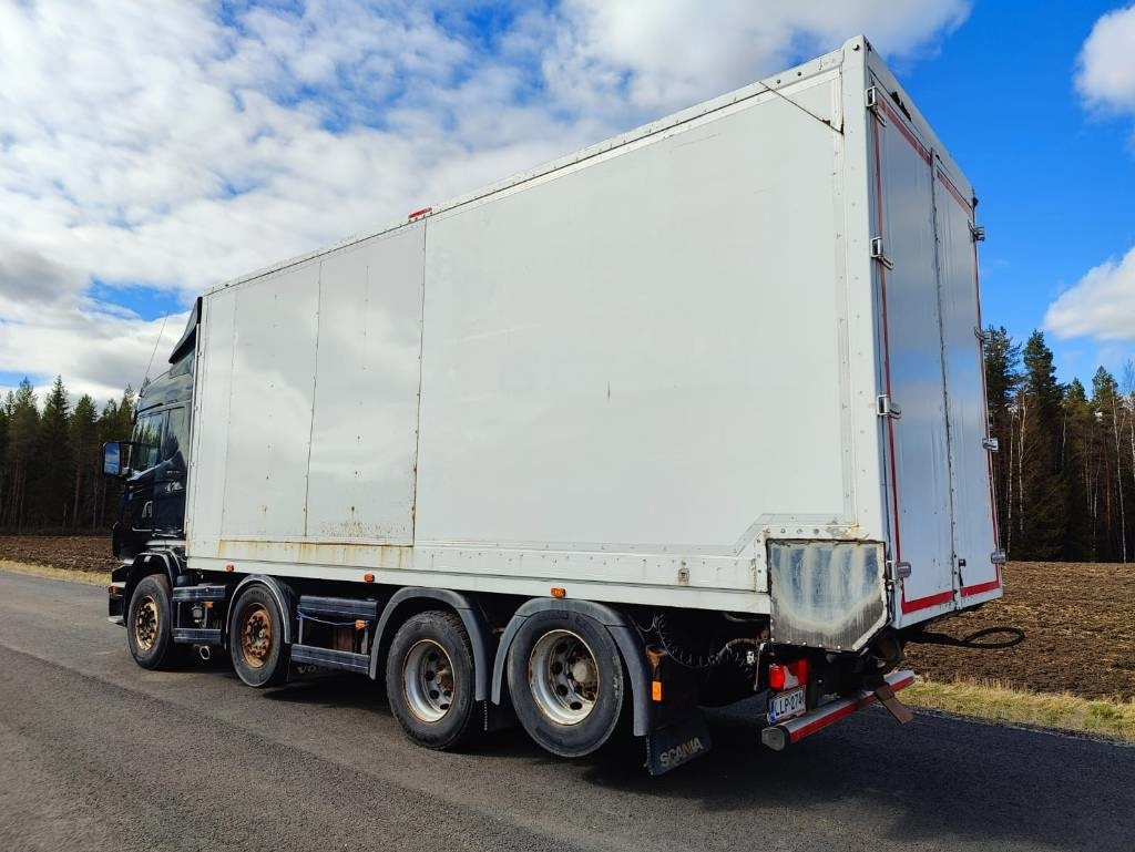 Scania R 500 8x2 4700 - Kamion sa zatvorenim sandukom: slika 3 Scania R 500 8x2 4700 - Kamion sa zatvorenim sandukom: slika 3