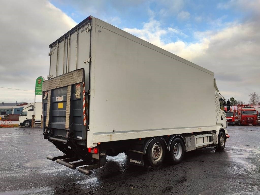 Scania R 500 - Kamion sa zatvorenim sandukom: slika 4 Scania R 500 - Kamion sa zatvorenim sandukom: slika 4