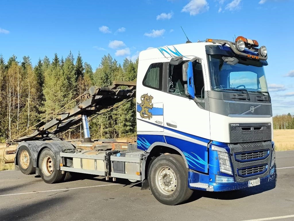 Volvo FH 13 420 - Kamion za utovaranje kontejnera: slika 2 Volvo FH 13 420 - Kamion za utovaranje kontejnera: slika 2