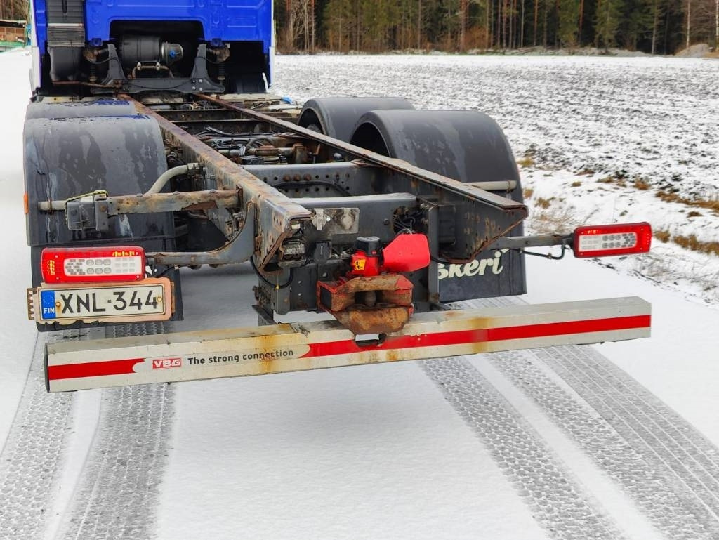 Volvo FH 13 - Kamion sa golom šasijom i zatvorenom kabinom: slika 5 Volvo FH 13 - Kamion sa golom šasijom i zatvorenom kabinom: slika 5