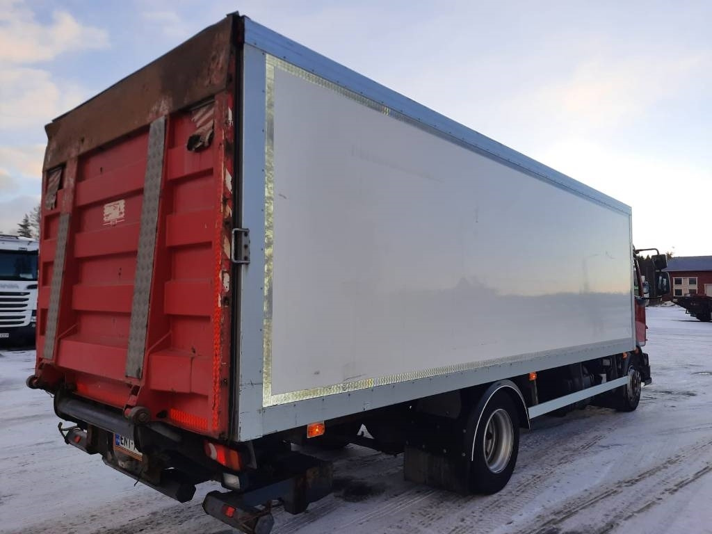 Volvo FL 240 - Kamion sa zatvorenim sandukom: slika 4 Volvo FL 240 - Kamion sa zatvorenim sandukom: slika 4