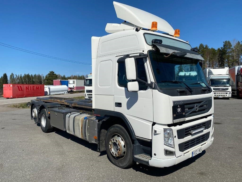 Volvo FM 13 - Kamion za prevoz kontejnera/ Kamion sa promenjivim sandukom: slika 2 Volvo FM 13 - Kamion za prevoz kontejnera/ Kamion sa promenjivim sandukom: slika 2
