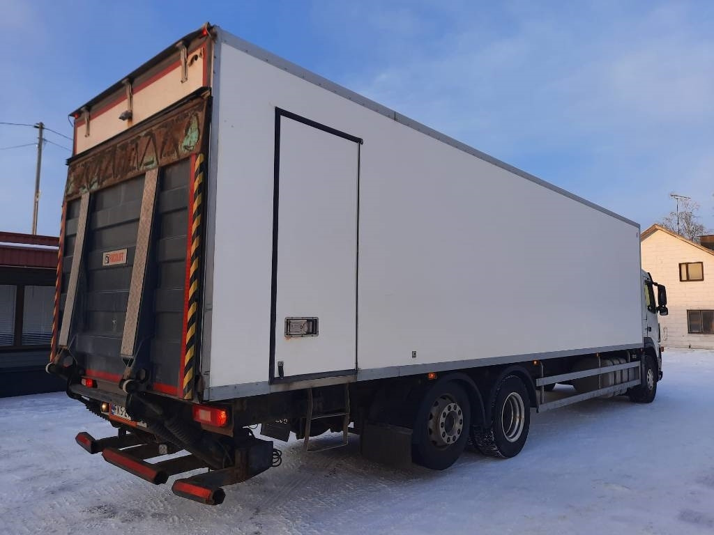Volvo FM 9 300 - Kamion sa zatvorenim sandukom: slika 4 Volvo FM 9 300 - Kamion sa zatvorenim sandukom: slika 4