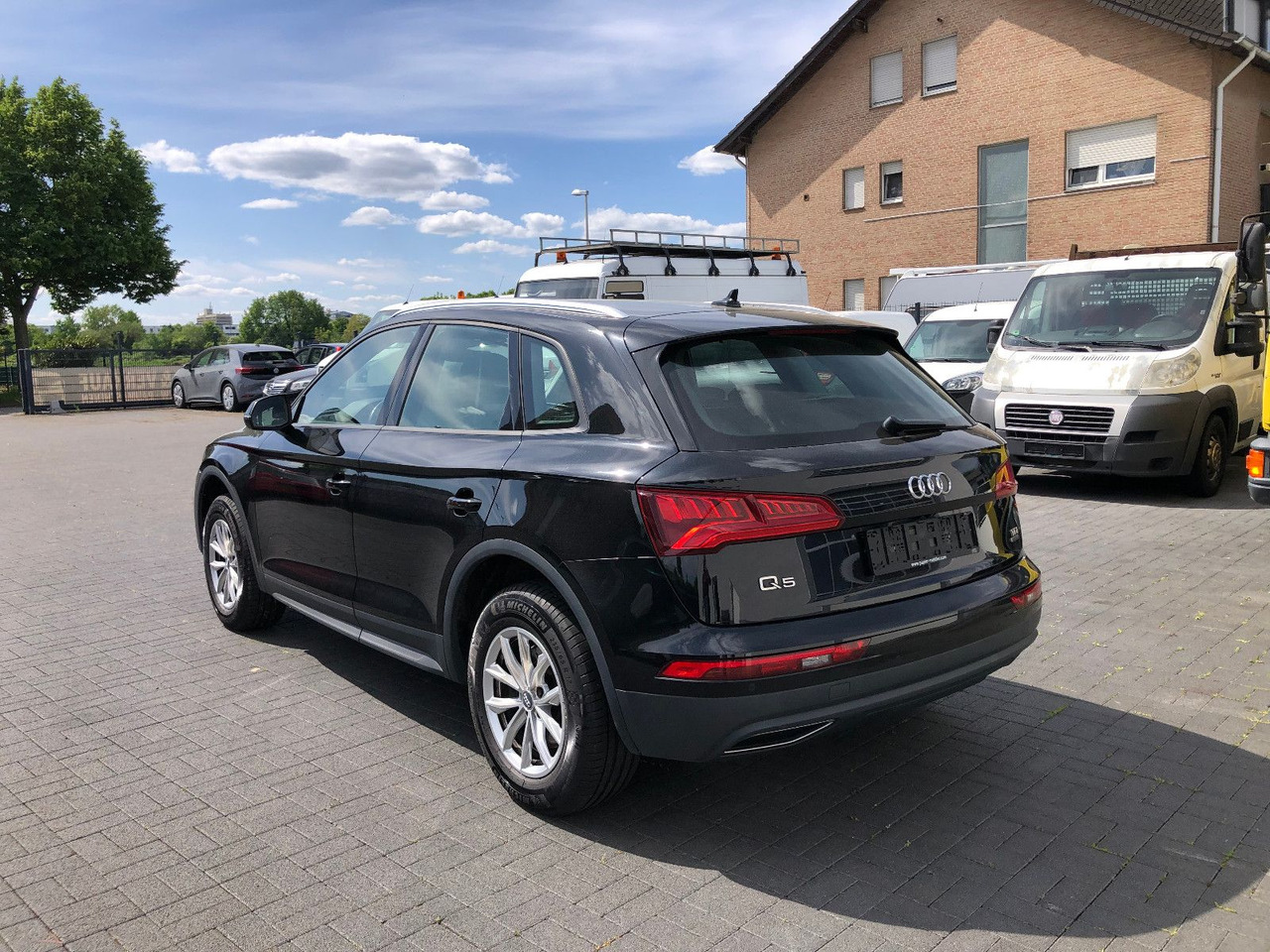 Audi Q5 quattro 2.0 TDI, Automatik - SUVSUV: slika 2 Audi Q5 quattro 2.0 TDI, Automatik - SUVSUV: slika 2