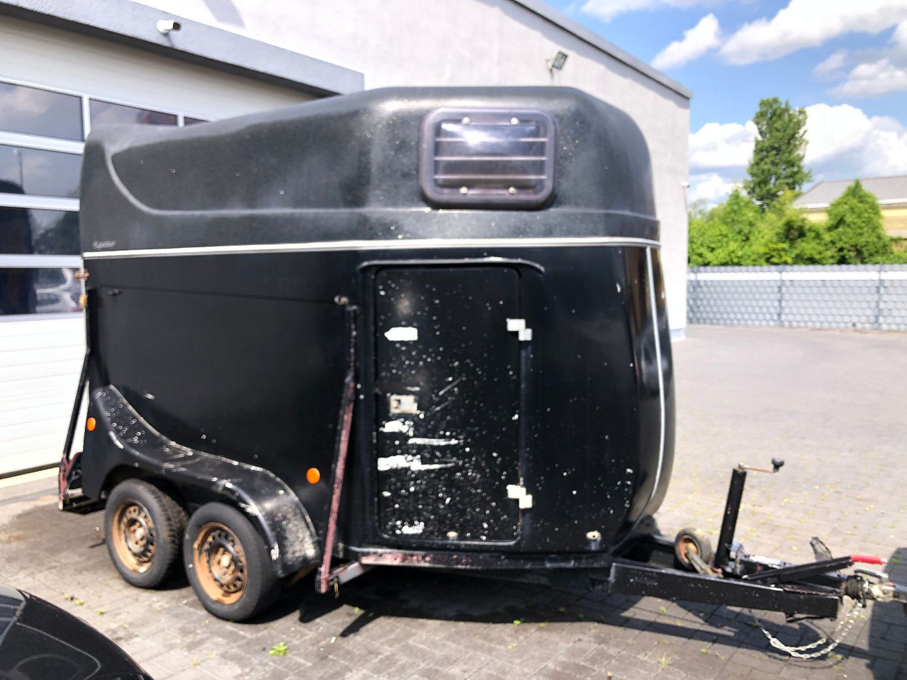 Eurotrailer Rausch 330 - Prikolica za prevoz stoke: slika 1 Eurotrailer Rausch 330 - Prikolica za prevoz stoke: slika 1