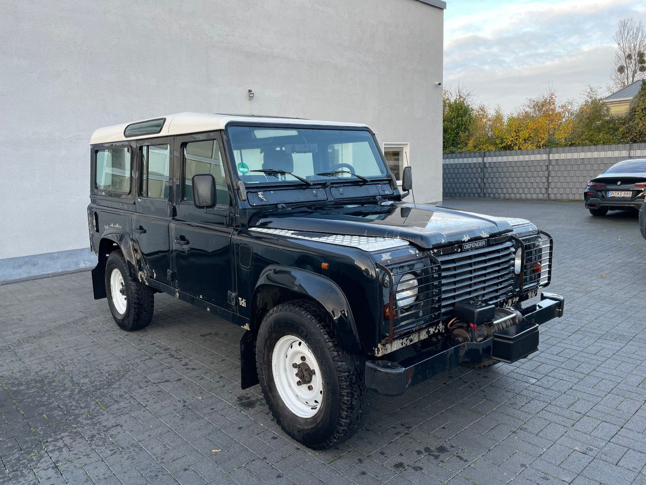 Land Rover Defender 110 SW 2.5 TD , Wohnm.Zulassung, 1.Hand - SUVSUV: slika 1 Land Rover Defender 110 SW 2.5 TD , Wohnm.Zulassung, 1.Hand - SUVSUV: slika 1