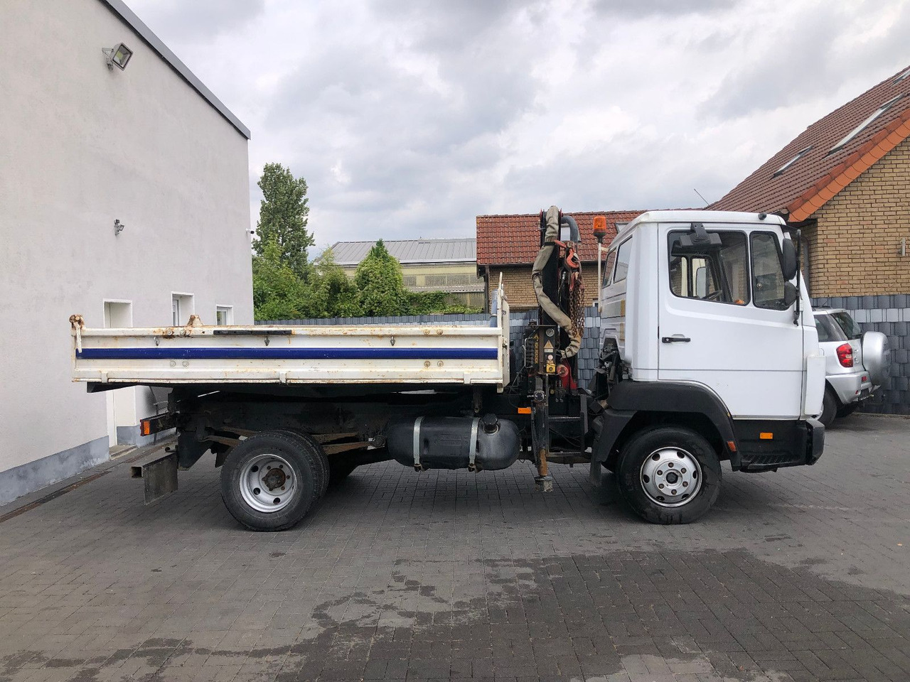 Mercedes-Benz 814 EcoPower, Kran - Dostavno vozilo istovarivač: slika 4 Mercedes-Benz 814 EcoPower, Kran - Dostavno vozilo istovarivač: slika 4