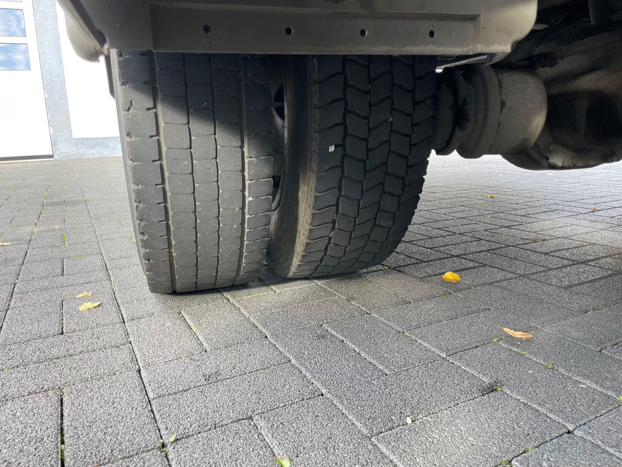 Dostavno vozilo sa otvorenom sandukom Mercedes-Benz Atego 818 Pritsche Euro 5: slika 15