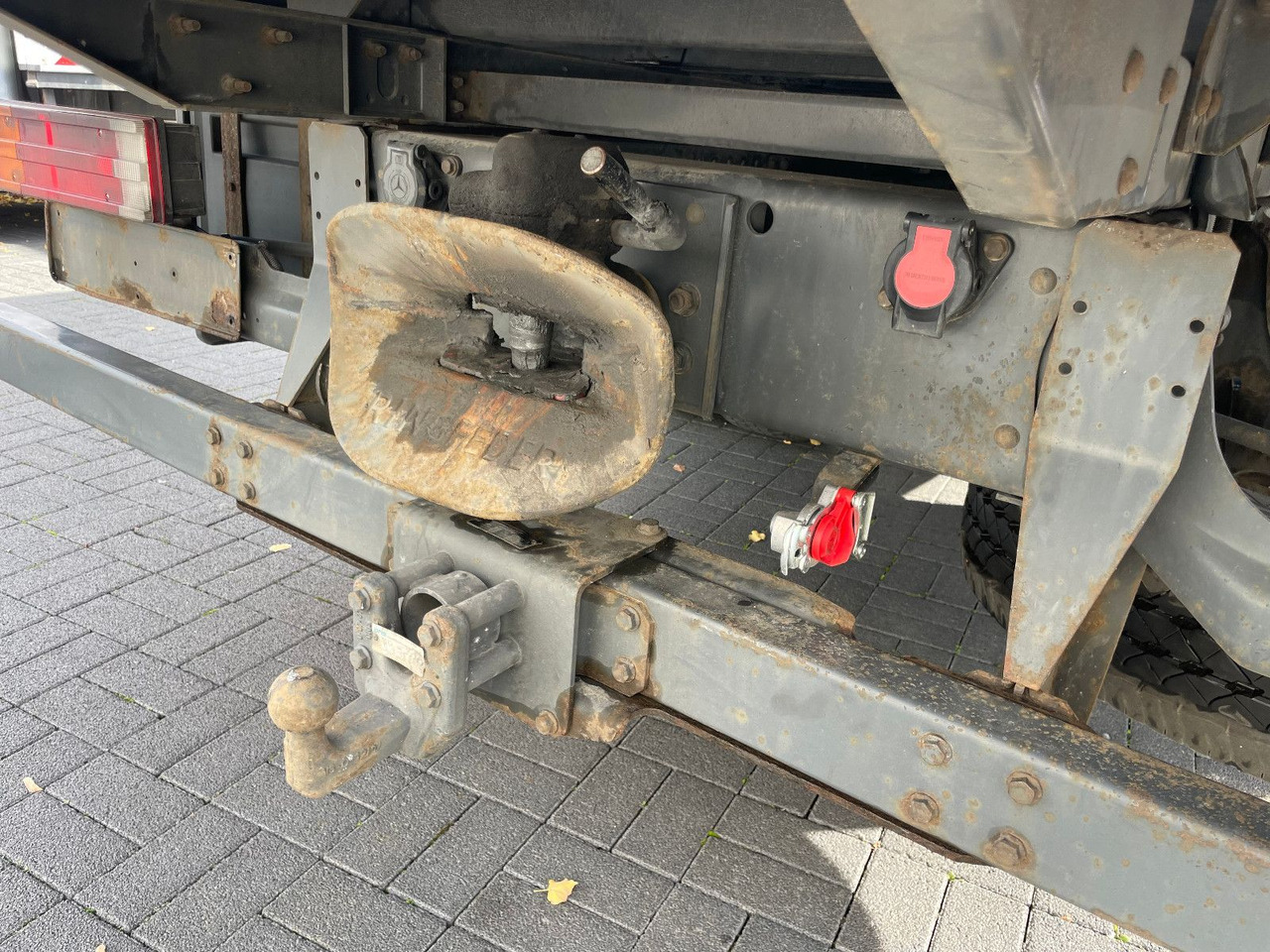 Dostavno vozilo sa otvorenom sandukom Mercedes-Benz Atego 818 Pritsche Euro 5: slika 9