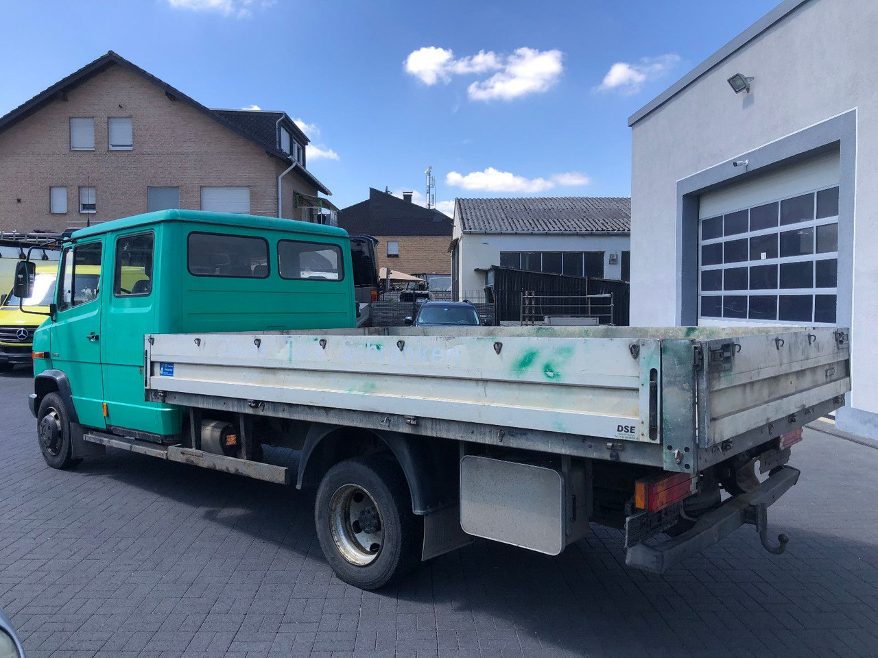 Mercedes-Benz Vario 818 D, DoKa - Dostavno vozilo sa otvorenom sandukom, Dostavno vozilo sa duplom kabinom: slika 5 Mercedes-Benz Vario 818 D, DoKa - Dostavno vozilo sa otvorenom sandukom, Dostavno vozilo sa duplom kabinom: slika 5