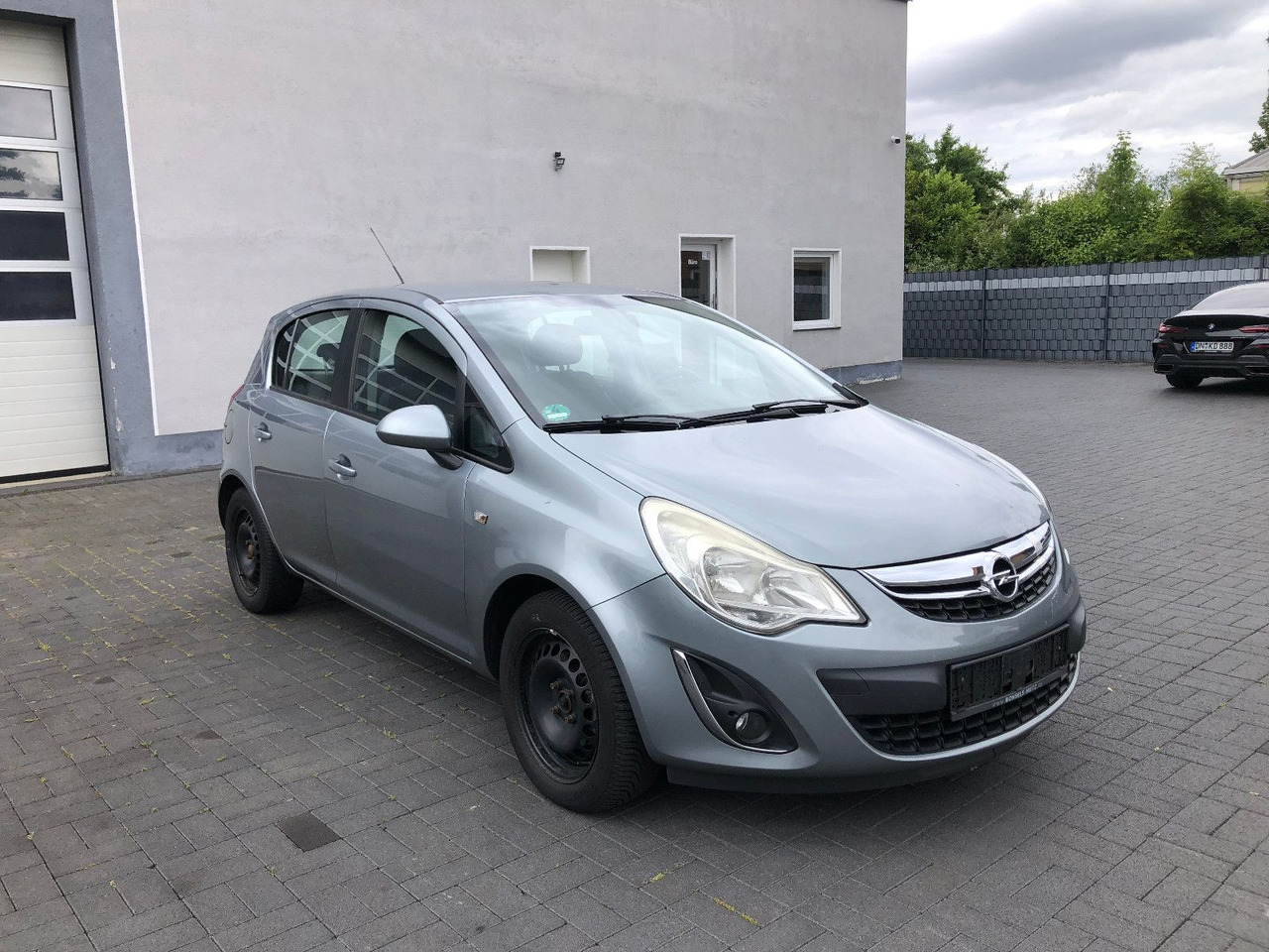 Opel Corsa 150 Jahre Opel 1.3 CDTi, Klima - Limuzina: slika 1 Opel Corsa 150 Jahre Opel 1.3 CDTi, Klima - Limuzina: slika 1