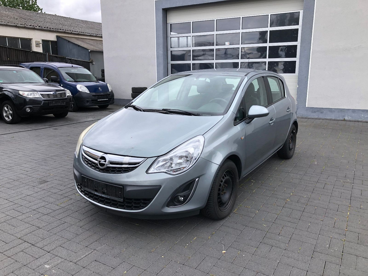 Opel Corsa 150 Jahre Opel 1.3 CDTi, Klima - Limuzina: slika 3 Opel Corsa 150 Jahre Opel 1.3 CDTi, Klima - Limuzina: slika 3