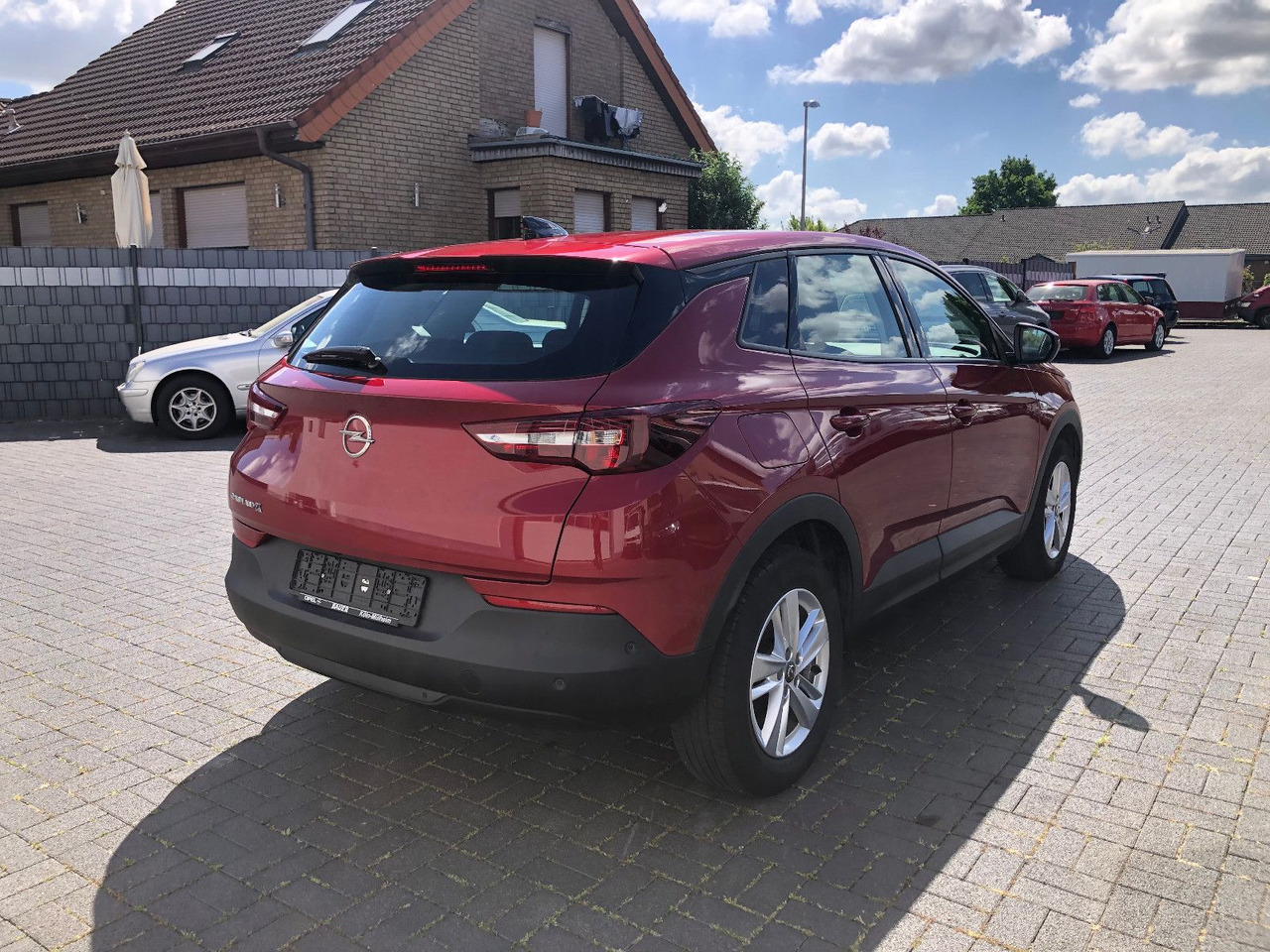 Opel Grandland (X) 1.5 D Automatik Business Edition - SUVSUV: slika 5 Opel Grandland (X) 1.5 D Automatik Business Edition - SUVSUV: slika 5