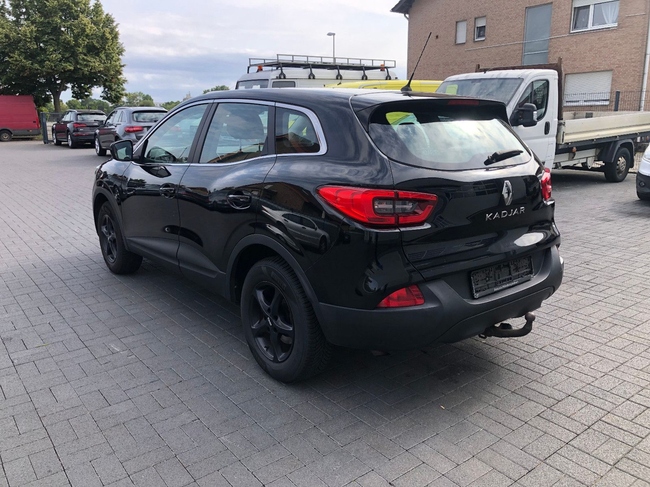 Renault Kadjar 1.2i Life - SUVSUV: slika 4 Renault Kadjar 1.2i Life - SUVSUV: slika 4