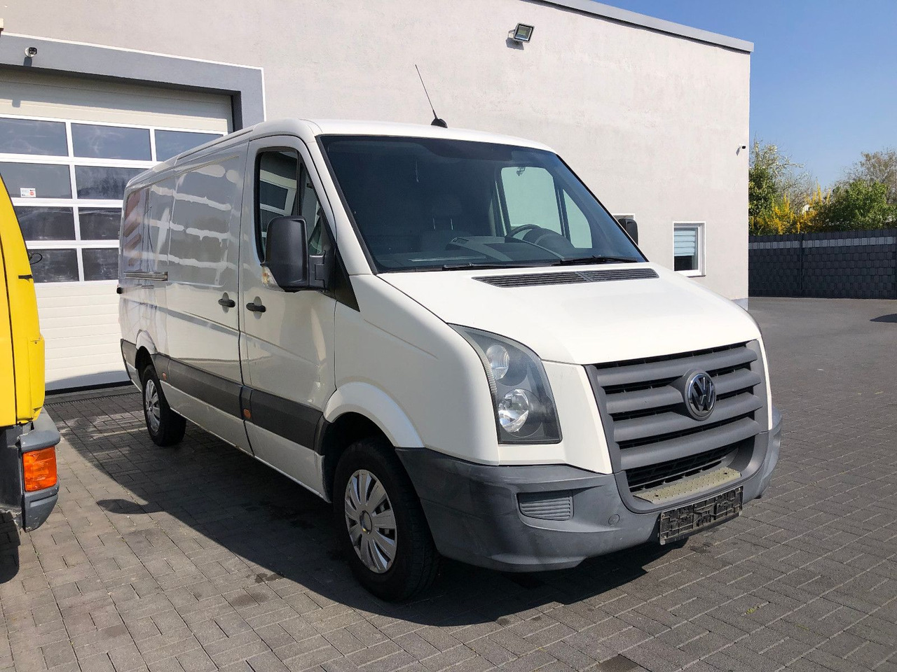 Volkswagen Crafter 2.5 TDI 30 mittel L2H1, Klima - Mali kombi: slika 3 Volkswagen Crafter 2.5 TDI 30 mittel L2H1, Klima - Mali kombi: slika 3