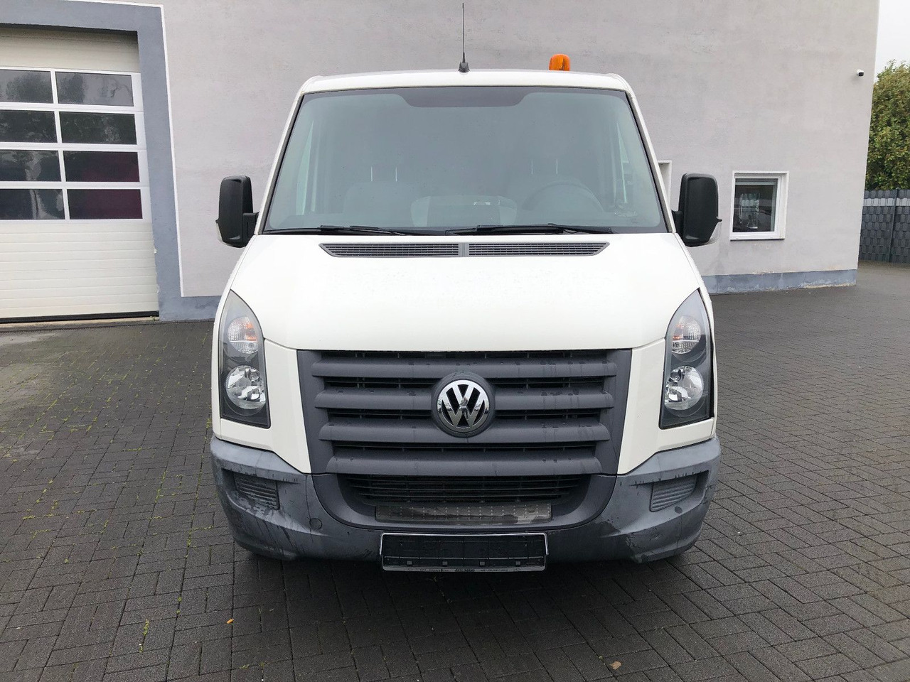 Volkswagen Crafter 2.5 TDI mittel L2H1 - Mali kombi: slika 5 Volkswagen Crafter 2.5 TDI mittel L2H1 - Mali kombi: slika 5