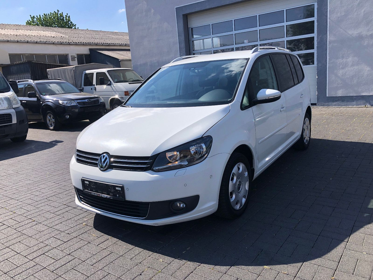 Volkswagen Touran 2.0 TDI Cup, 7-Sitzer - Putnički kombi: slika 1 Volkswagen Touran 2.0 TDI Cup, 7-Sitzer - Putnički kombi: slika 1