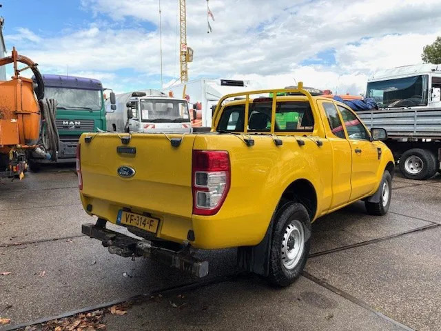 Ford Ranger 2.2TDCI 4x4 SUPERCAB PICK-UP (6 GEARS MANUAL GEARBOX / AIRCONDITIONING / ETC!!) RANGER 2.2TDCI 4x4 SUPERCAB PICK-UP - Pikap: slika 3 Ford Ranger 2.2TDCI 4x4 SUPERCAB PICK-UP (6 GEARS MANUAL GEARBOX / AIRCONDITIONING / ETC!!) RANGER 2.2TDCI 4x4 SUPERCAB PICK-UP - Pikap: slika 3