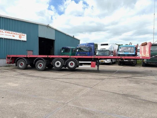 Kwb P-504-STI-H 4-AXLE FLATBED TRAILER (SAF AXLES / 2x STEERING AXLE / 2x LIFT-AXLE / ABS-EBS) - Plato poluprikolica: slika 4 Kwb P-504-STI-H 4-AXLE FLATBED TRAILER (SAF AXLES / 2x STEERING AXLE / 2x LIFT-AXLE / ABS-EBS) - Plato poluprikolica: slika 4