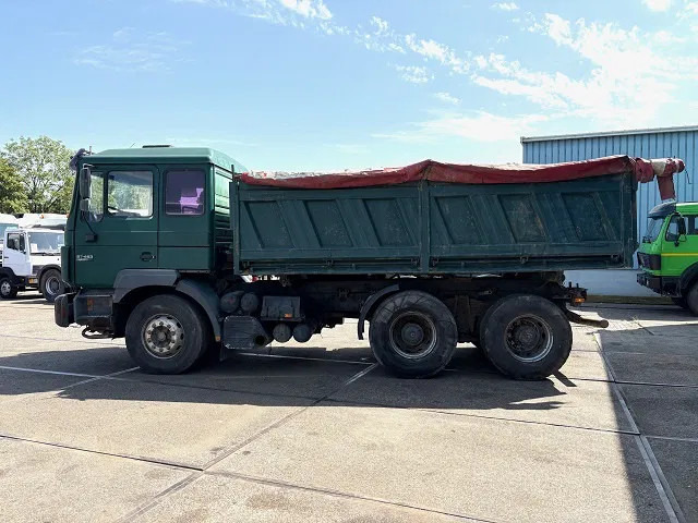 MAN 26.463 DF 6x4 MEILLER KIPPER (ZF16 MANUAL GEARBOX / ZF-INTARDER / FULL STEEL SUSPENSION / REDUCTION AXLES) - Istovarivač: slika 5 MAN 26.463 DF 6x4 MEILLER KIPPER (ZF16 MANUAL GEARBOX / ZF-INTARDER / FULL STEEL SUSPENSION / REDUCTION AXLES) - Istovarivač: slika 5