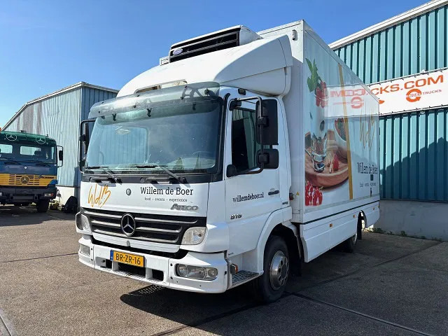 Mercedes-Benz Atego 816 L 4x2 ORIGINAL DUTCH COOLER TRUCK WITH CARRIER XARIOS 600D/E (MANUAL GEARBOX / AIRCONDITIONING / 2.000 KG. TAILLIFT) - Hladnjača: slika 1 Mercedes-Benz Atego 816 L 4x2 ORIGINAL DUTCH COOLER TRUCK WITH CARRIER XARIOS 600D/E (MANUAL GEARBOX / AIRCONDITIONING / 2.000 KG. TAILLIFT) - Hladnjača: slika 1