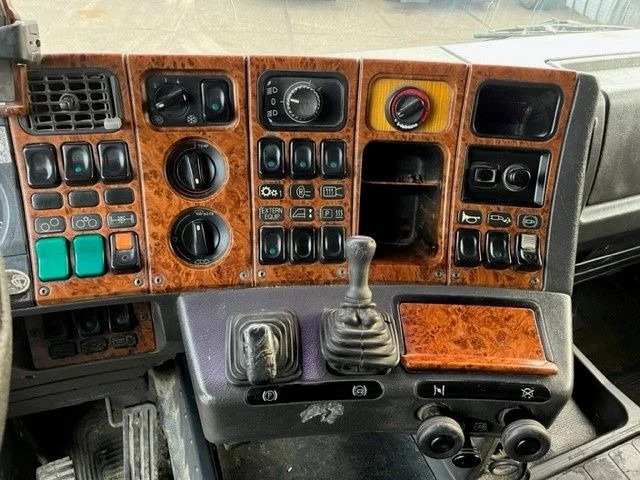 Istovarivač Scania R143-450 V8 STREAMLINE 6x2 FULL STEEL KIPPER (MANUAL GEARBOX / FULL STEEL SUSPENSION / 10 TIRES / ROBSON DRIVE / MECHANICAL PUMP: slika 9