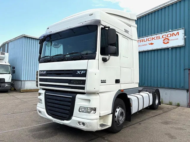 DAF XF 105.460 SPACECAB (4 IDENTICAL UNITS AVAILBLE) (ZF16 MANUAL GEARBOX / MX-BRAKE / 870+430 LITER TANK / FRIDGE / AIRCONDITIONING - Tegljač: slika 1 DAF XF 105.460 SPACECAB (4 IDENTICAL UNITS AVAILBLE) (ZF16 MANUAL GEARBOX / MX-BRAKE / 870+430 LITER TANK / FRIDGE / AIRCONDITIONING - Tegljač: slika 1