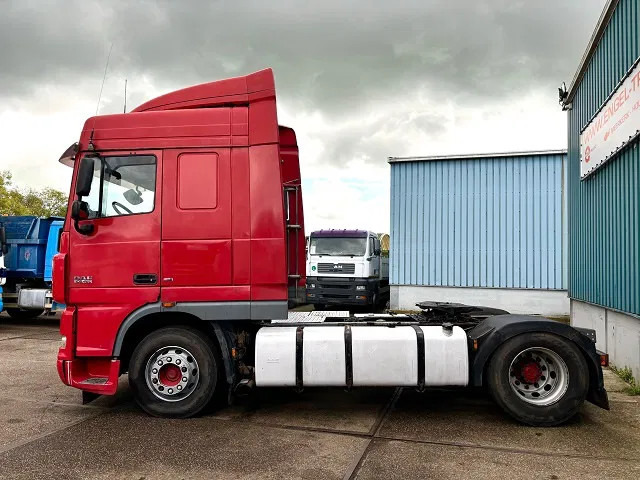 DAF XF 105.460 SPACECAB (ZF16 MANUAL GEARBOX / MX-BRAKE / 870+430 LITER TANK / AIRCONDITIONING / FRIDGE) - Tegljač: slika 5 DAF XF 105.460 SPACECAB (ZF16 MANUAL GEARBOX / MX-BRAKE / 870+430 LITER TANK / AIRCONDITIONING / FRIDGE) - Tegljač: slika 5