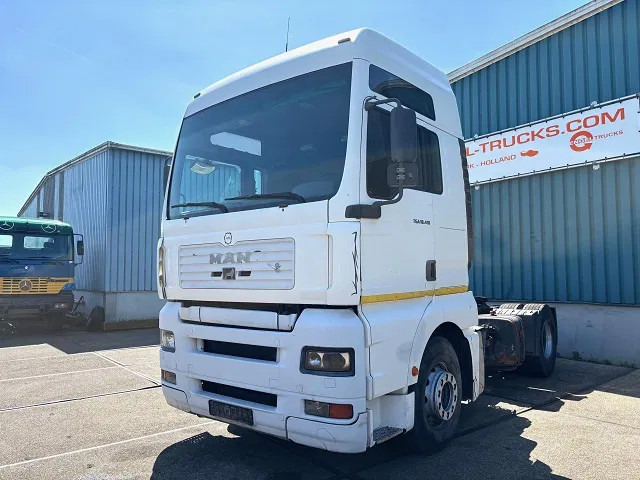 MAN TGA 18.410 FLS XXL (6-CILINDER HEADS / ZF16 MANUAL GEARBOX / ZF-INTARDER / HYDRAULIC KIT / P.T.O. / AIRCONDITIONING) - Tegljač: slika 1 MAN TGA 18.410 FLS XXL (6-CILINDER HEADS / ZF16 MANUAL GEARBOX / ZF-INTARDER / HYDRAULIC KIT / P.T.O. / AIRCONDITIONING) - Tegljač: slika 1